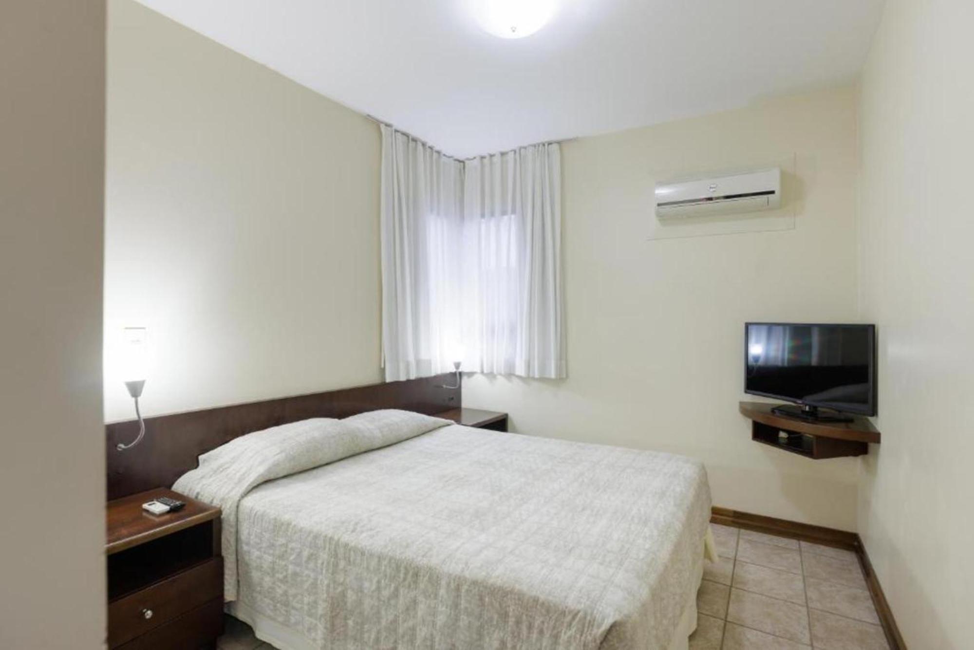 Le Village Flats E Hotel Джойнвил Стая снимка