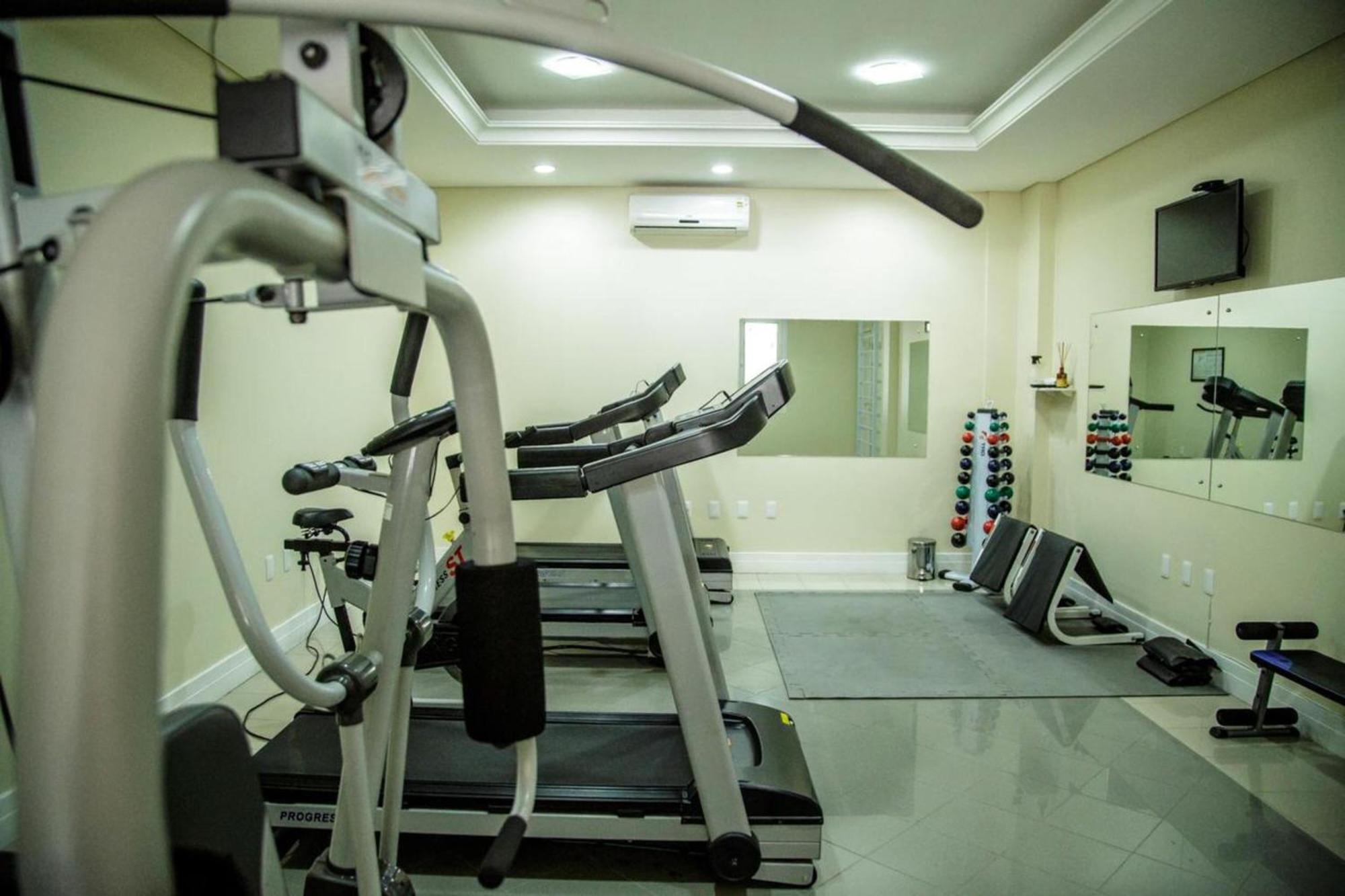 Le Village Flats E Hotel Джойнвил Екстериор снимка