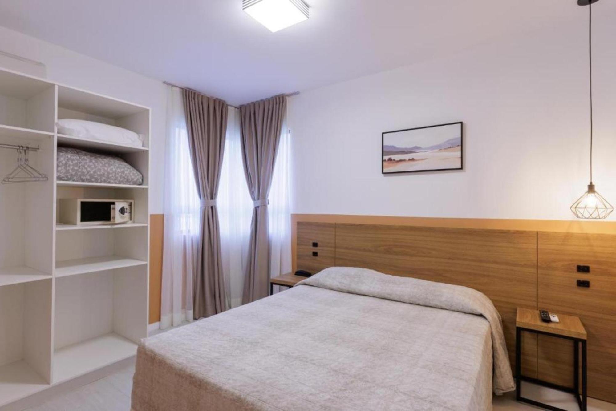Le Village Flats E Hotel Джойнвил Стая снимка